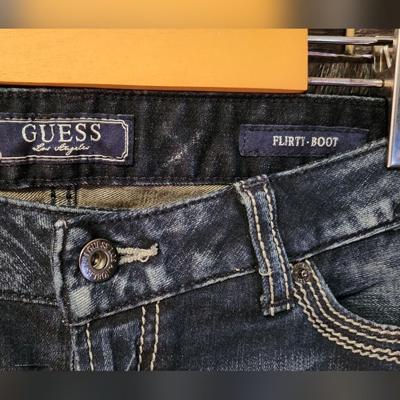 Guess jeans - Picture 8 of 12